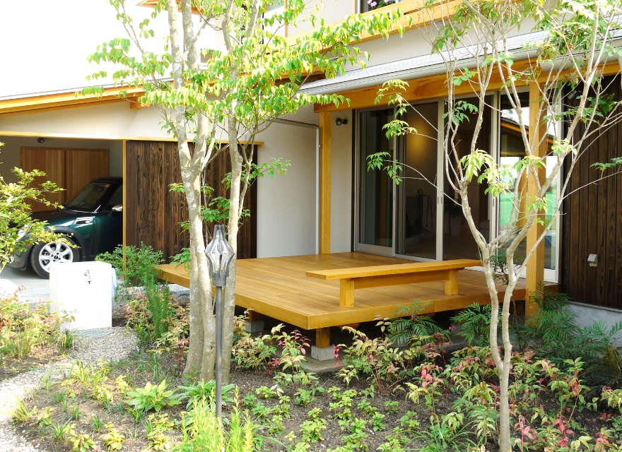 ウッドデッキ・タイルデッキ イメージ写真